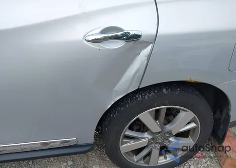 2013 Nissan Pathfinder Platinum из США, поврежденный, VIN 5N1AR2MM7DC618239